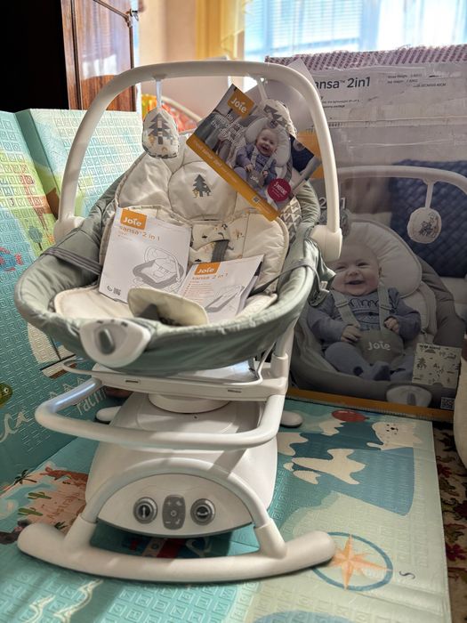 Заколисуючий центр-гойдалка-шезлонг