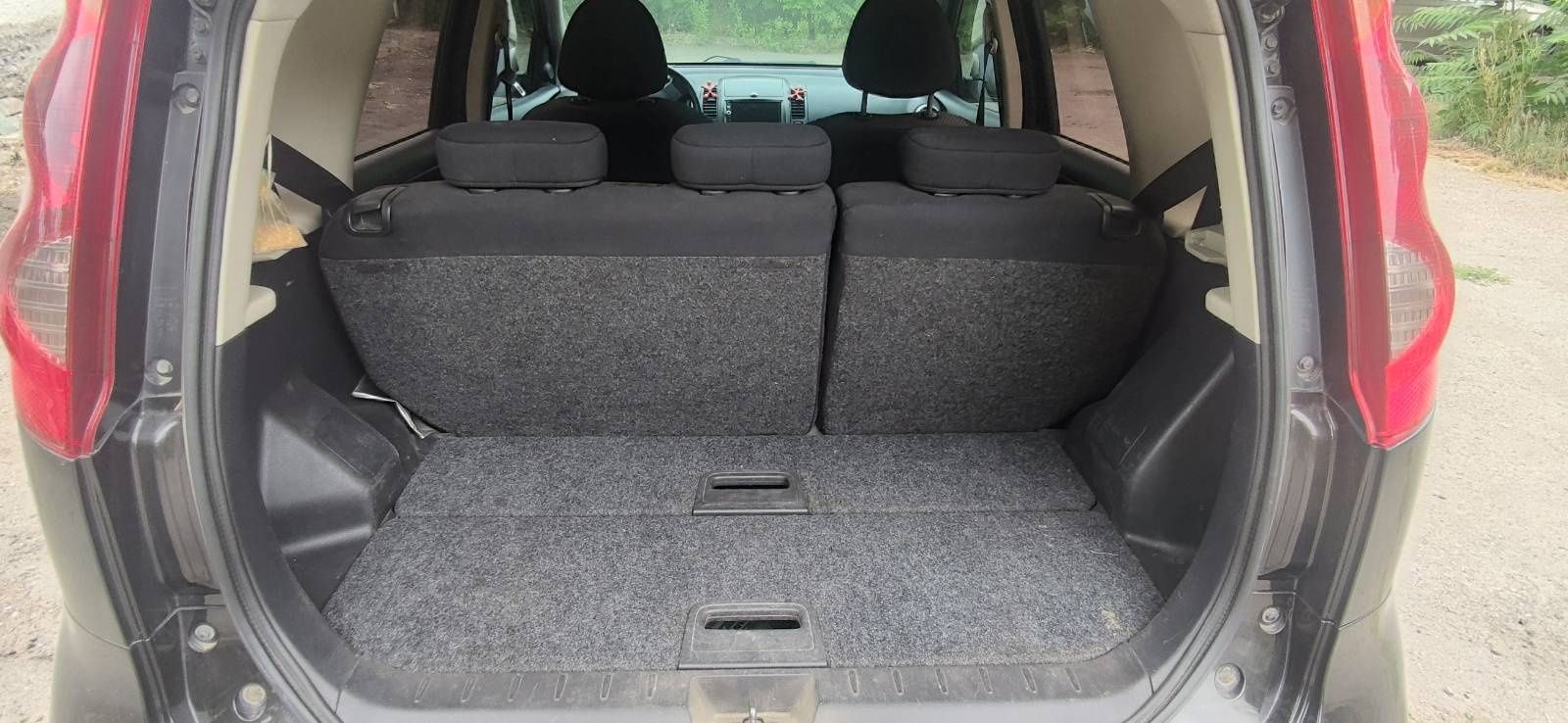 Nissan Note  2007 года