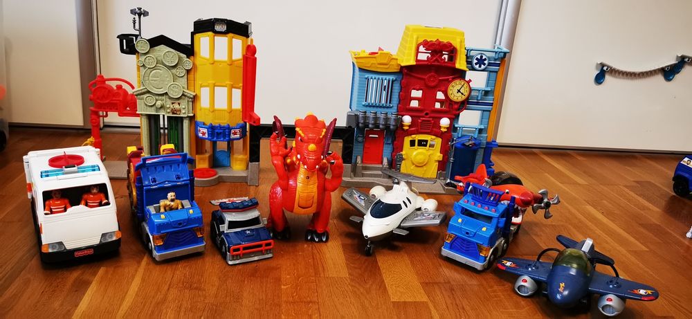 Imaginext Fisher price, Centrum Ratunkowe,Baza,smok,samolot,ciezarowka