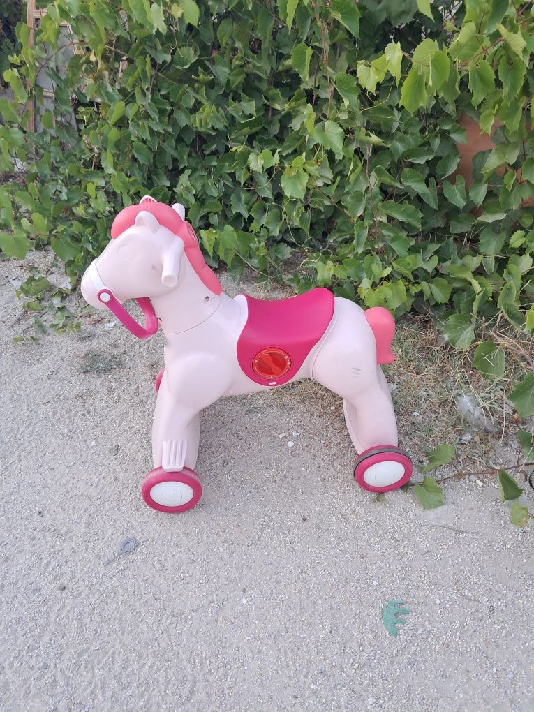 Cavalo de brincar da chicco