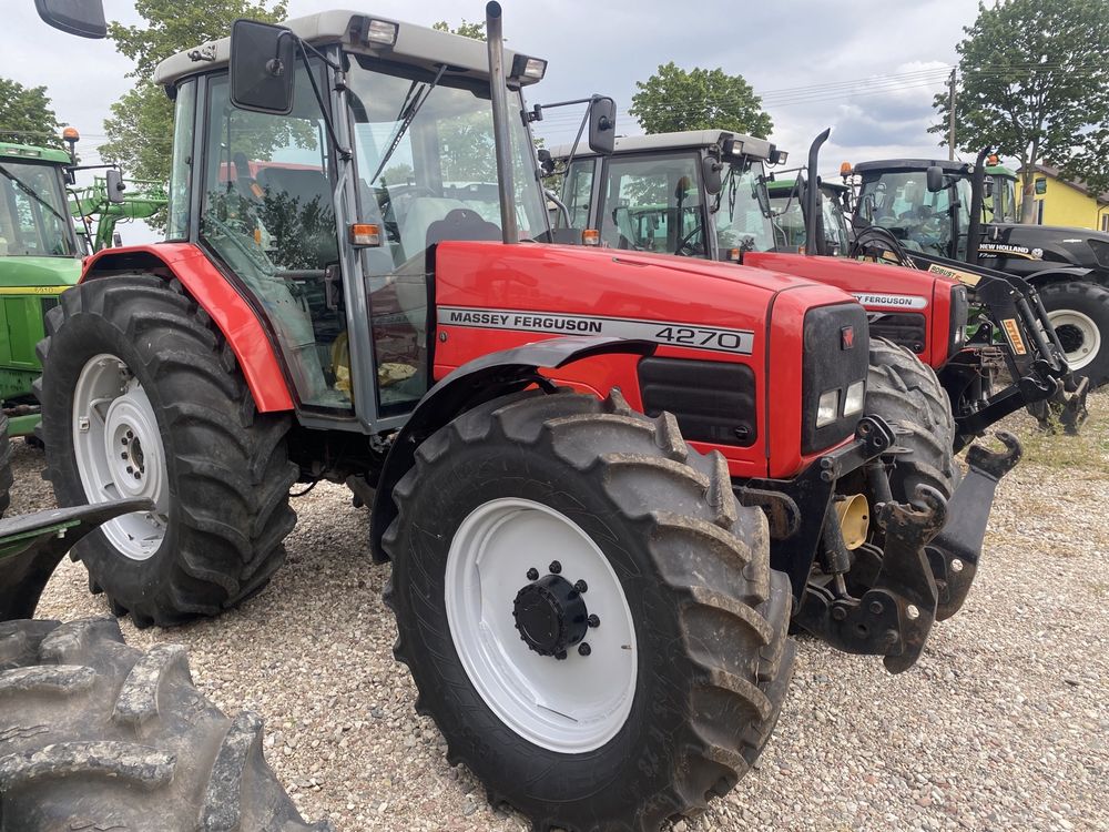 Ciągnik MASSEY FERGUSON 4270 - 110KM TUZ + WOM - bez elektroniki