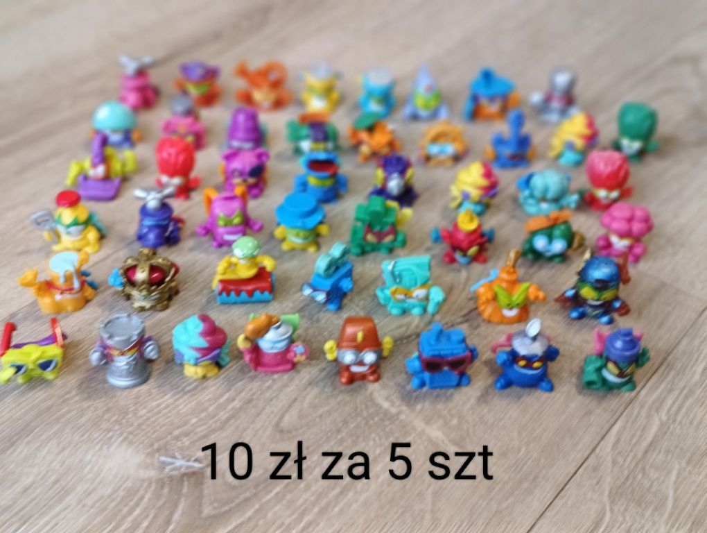 Figurki Super Things/ Super Zings