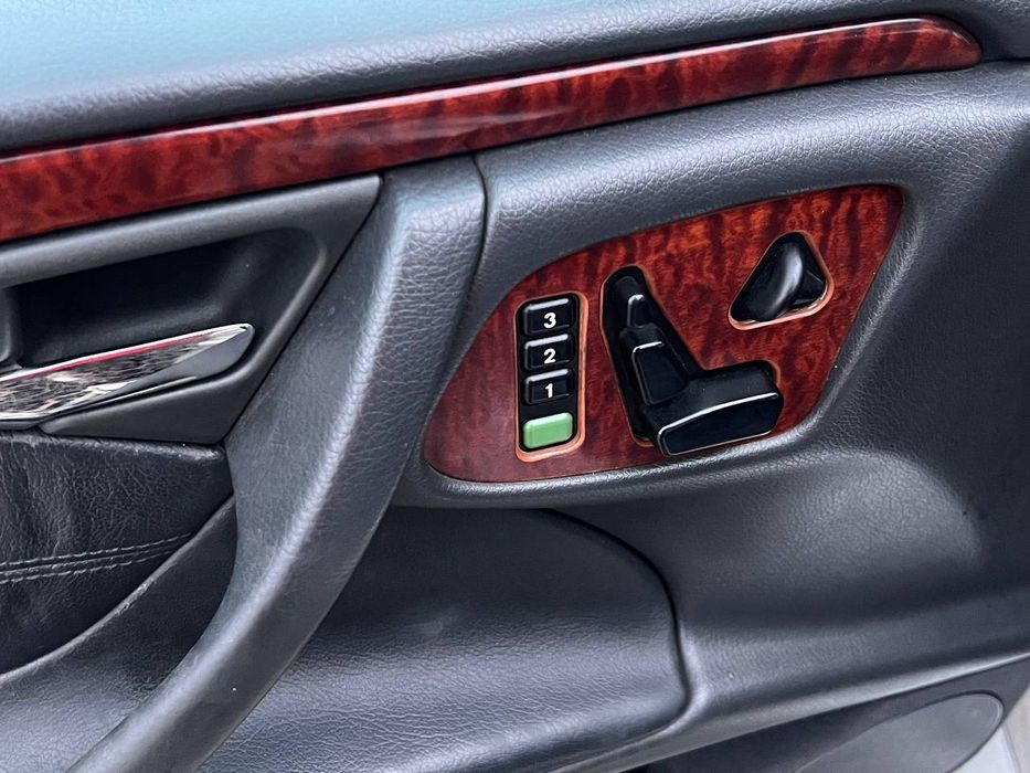 Mercedes-Benz E320 №3775 (ВНЕСОК від 10%) Альянс Авто Кривий Ріг