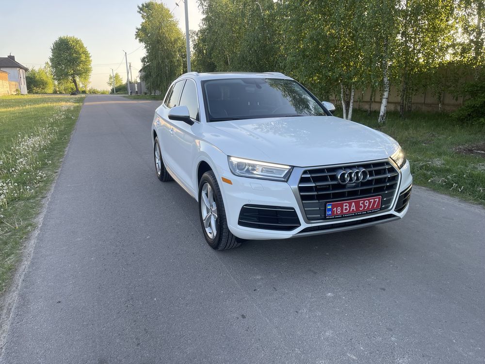 Продам Audi Q5 2019 року