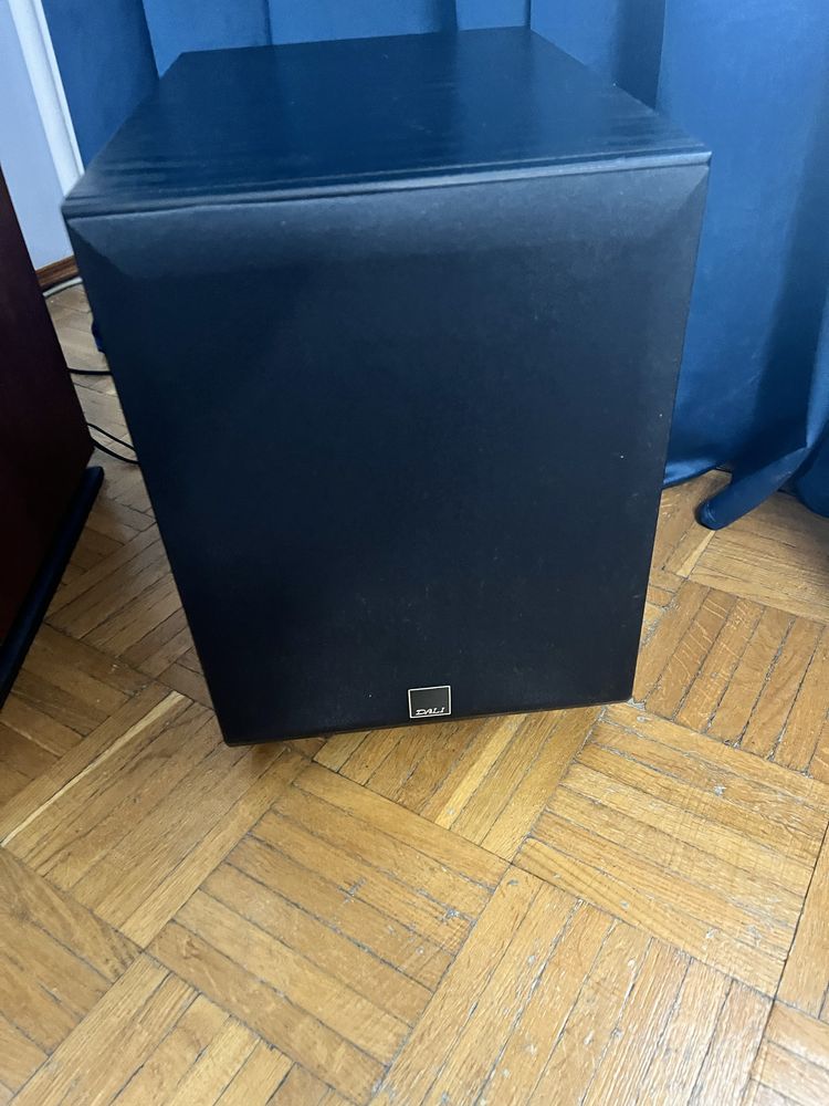 Subwoofer aktywny Dali trio AW 8