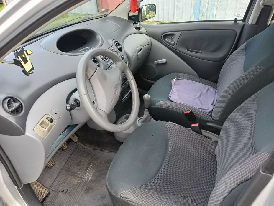 Toyota Yaris 1.0
