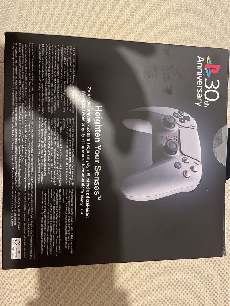 Dualsense Anniversary 30th edycja limitowana PS5 Sony