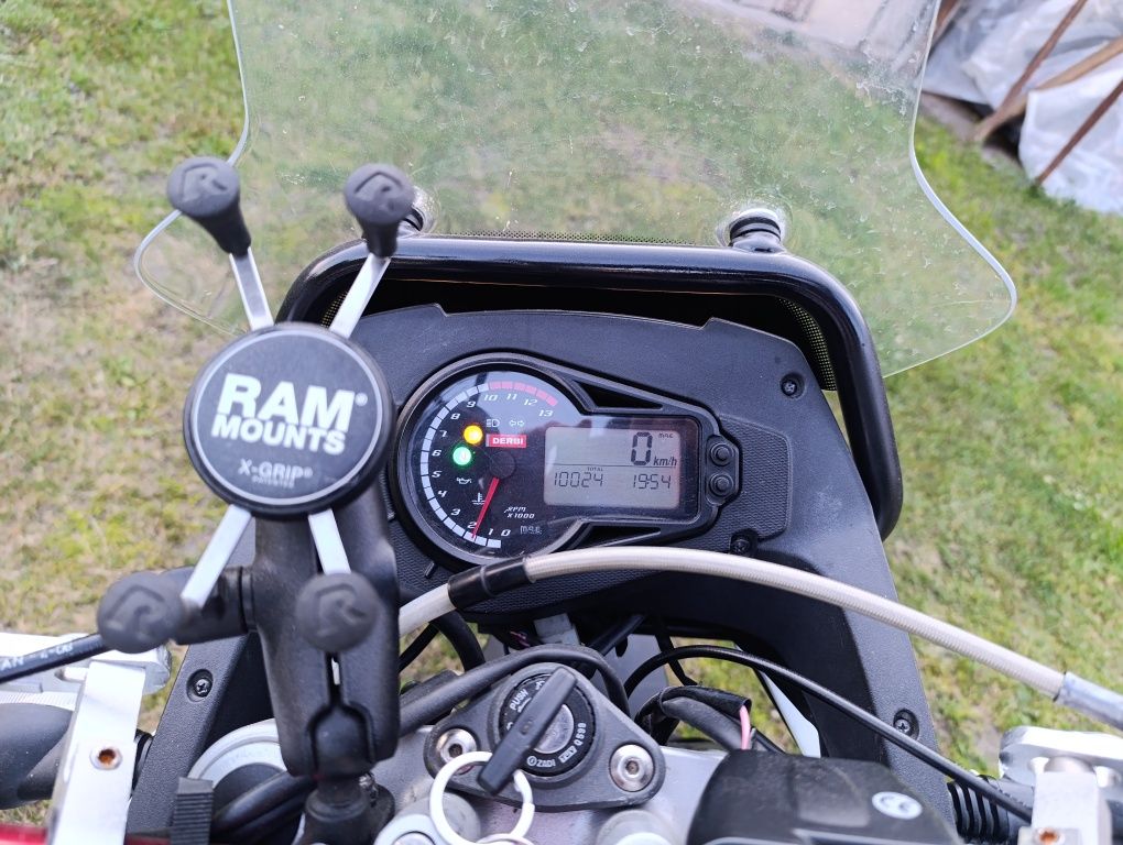 Derbi Terra 125 Doinwestowany w Bdb stanie