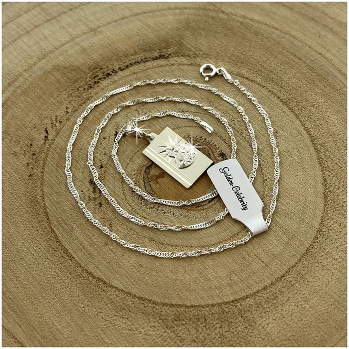 Srebrny Łańcuszek Z Medalikiem Pr. 925 Pamiątka I Komunii Świętej + Gr