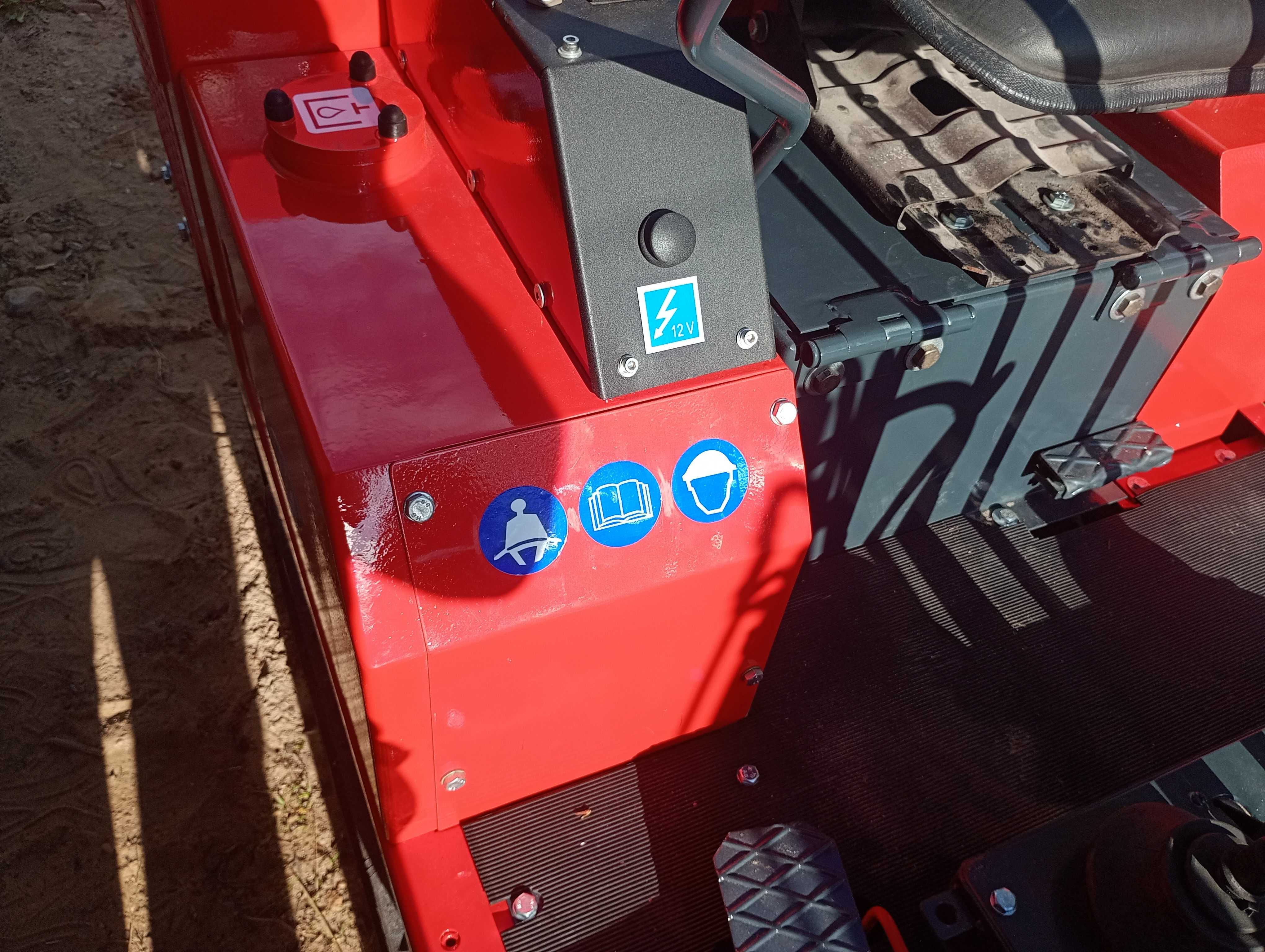 Usługi minikoparką. Instalacje elektryczne i wod-kan.