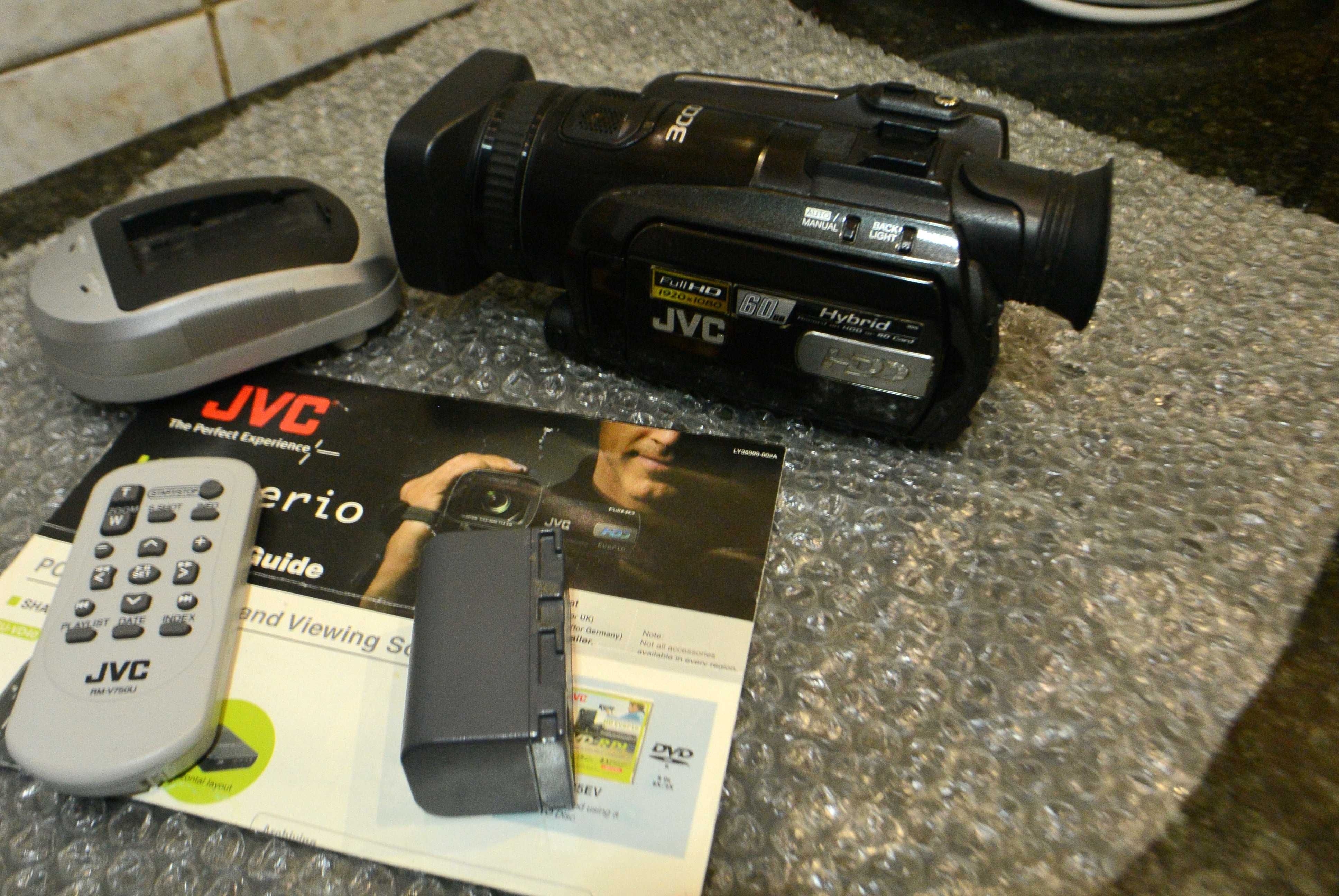 Цифрова відеокамера  JVC EVERIO GZ-HD7