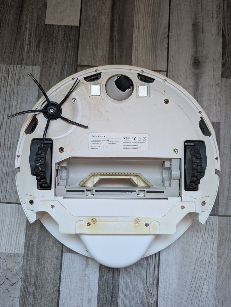 Продаю робот пилосос Roborock S5 MAX