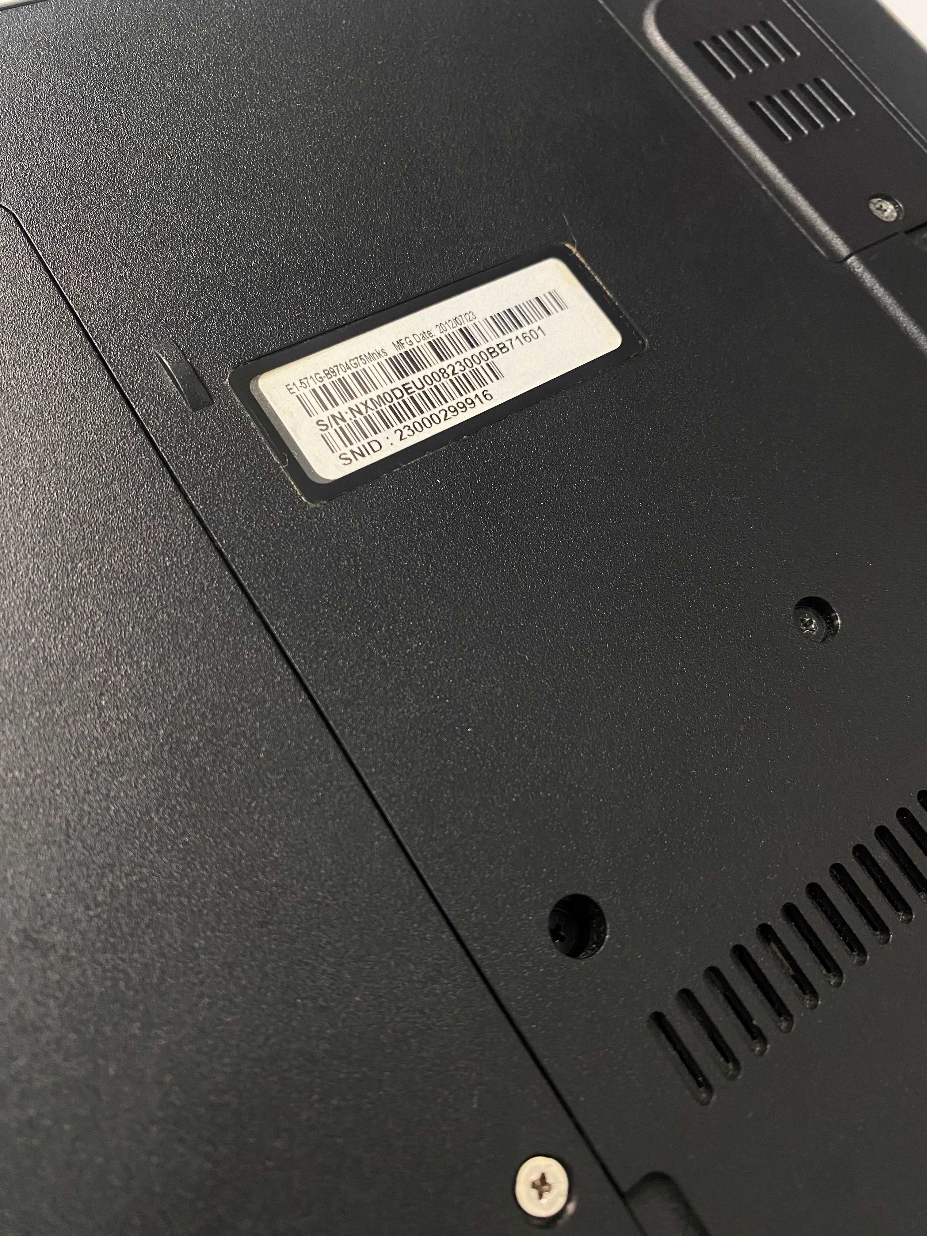 Acer E1-571G-B9704G7