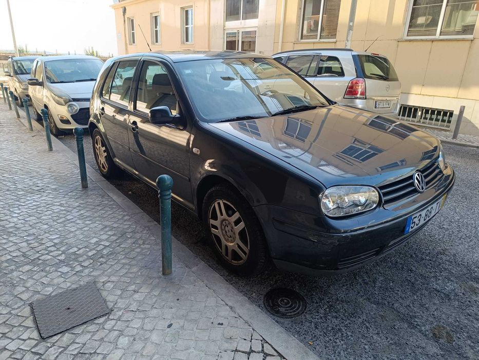 VW Golf  4 - 1.4 gasolina em excelente estado motor