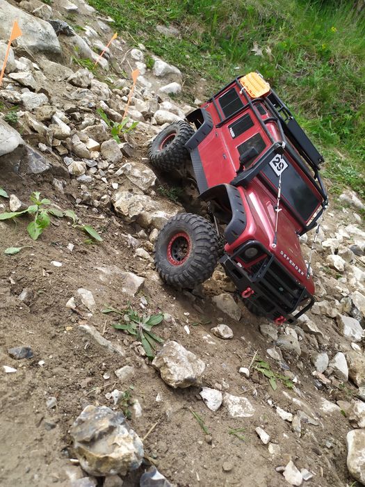 Traxxas TRX-4 Land Rover Defender 1/10 4WD RTR Dużo dodatków