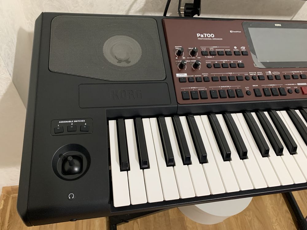 Korg Pa 700 професийний аранжировщик