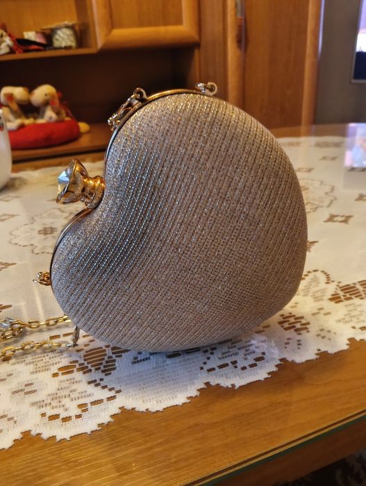 Śliczna złota torebeczka serduszko nowa