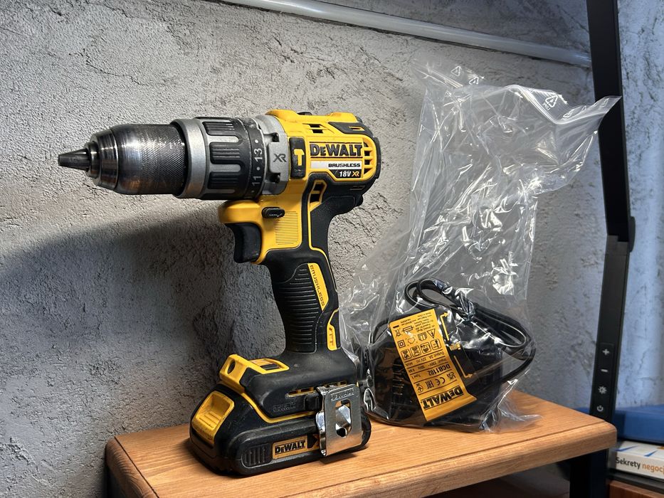 DeWalt DCD796 – zestaw XR 18V z akumulatorem i nową ładowarką