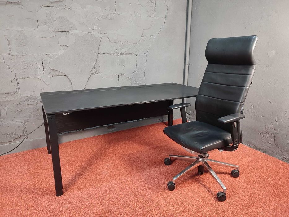 Biurko VS elektryczne fotel skórzany skóra SEDUS CN-103 zestaw mebli