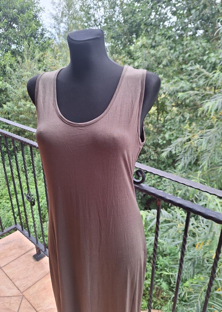 Długa sukienka maxi khaki Nowa marka PrettyLittleThing rozmiar L 40