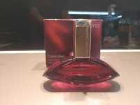 Perfumy damskie Calvin Klein Euphoria 30 ml minimalny ubytek pudełko