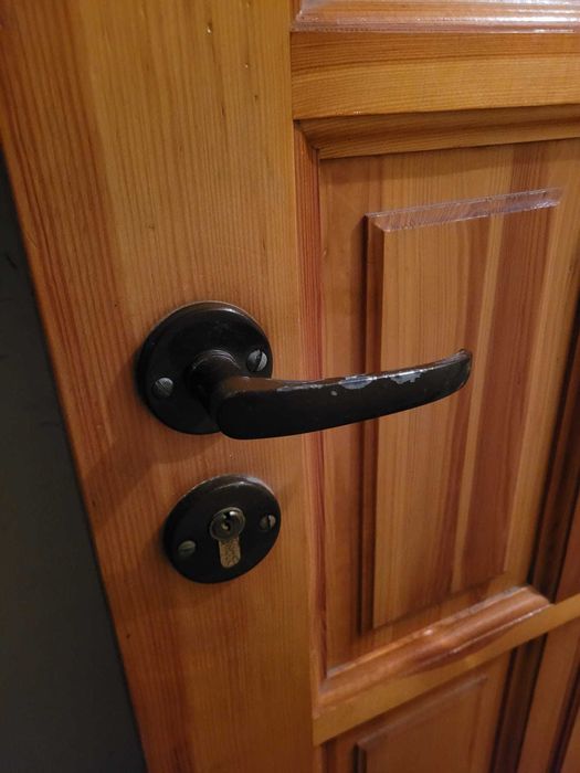 Drzwi sosnowe 80 prawe bez ościeżnicy