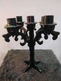 Czarny świecznik pięcioramienny, stojak, składany