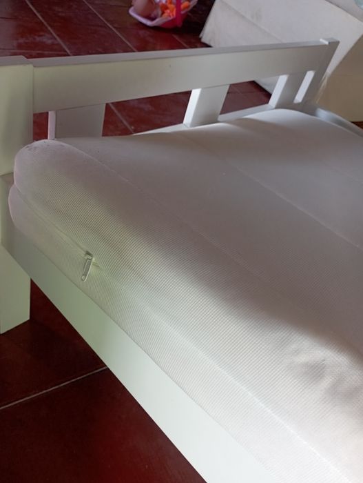 Cama de criança IKEA KRITTER com colchão