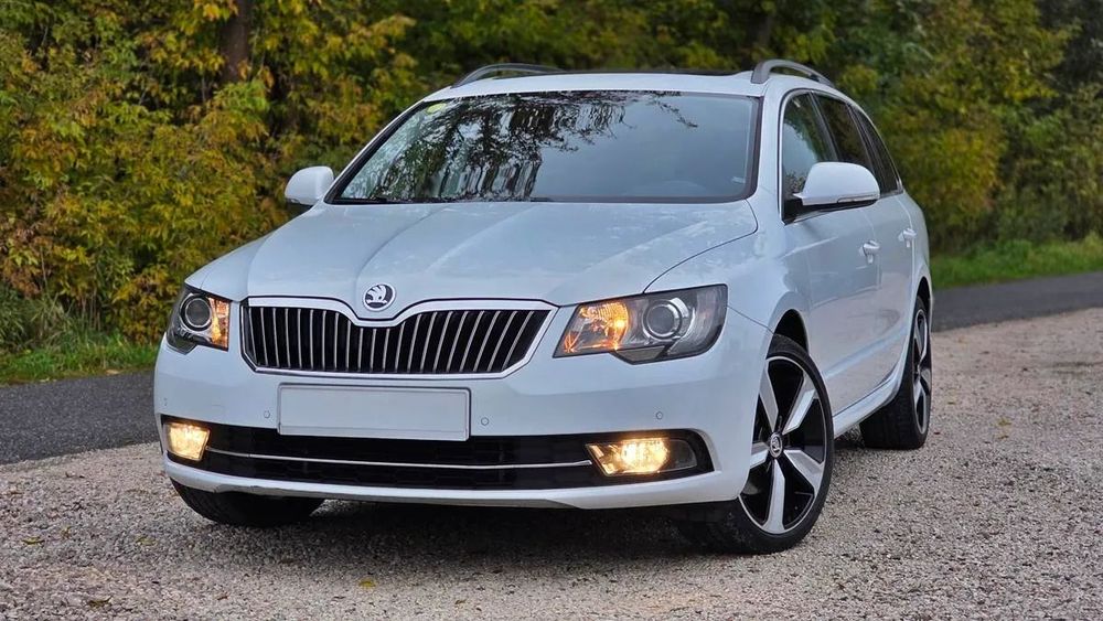 Skoda Superb SUPERB* Panorama *Nawigacja* Alu* Opłacona* Raty