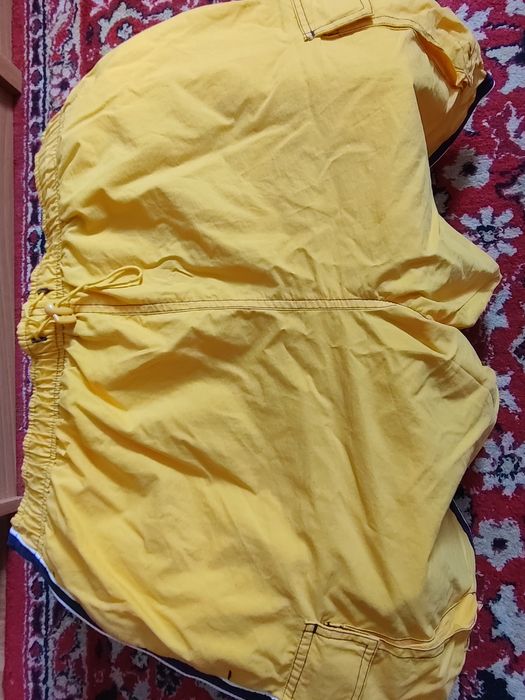 Продам чоловічі стильні шорти.