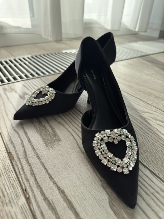 Стильні туфлі Reserved (40)