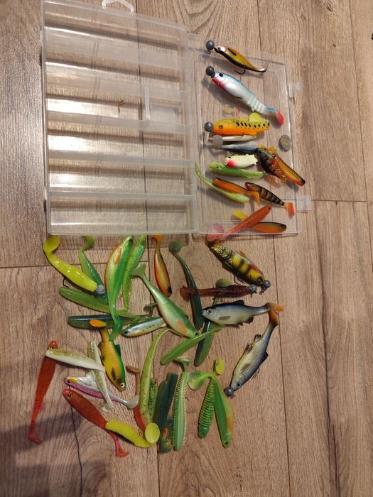 45 szt przynęt spiningowych