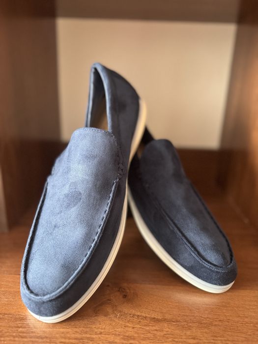 Чоловіче взуття (замшеві лофери) НОВІ!