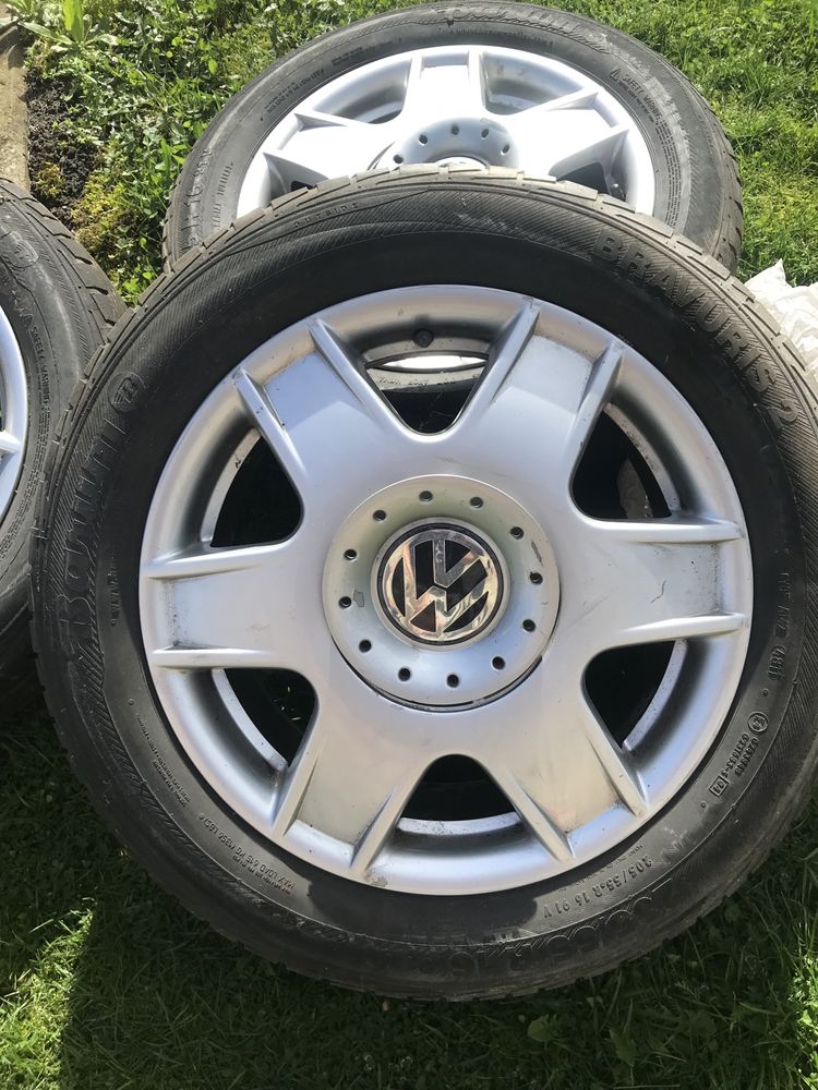 Felgi aluminiowe R16 VW Bora z oponami