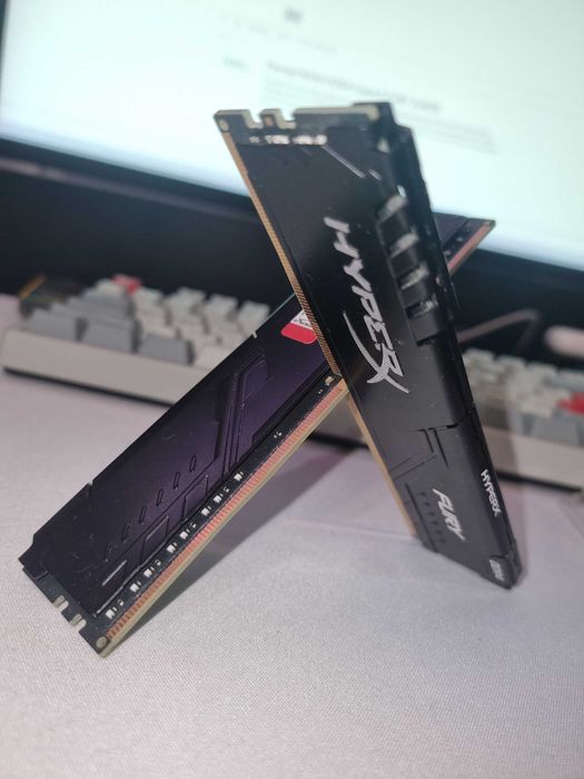 HyperX 8GB (2x4GB) 3200MHz CL16