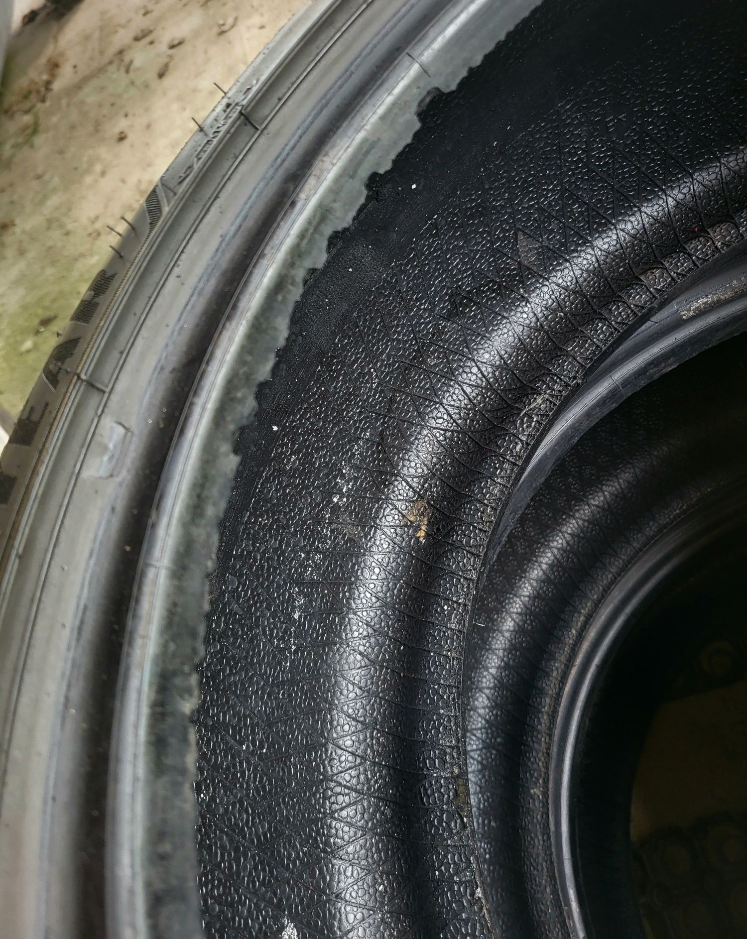 Goodyear vector 3 wielosezonowe 195x45x16