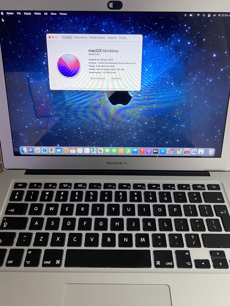 MacBook Air 2017 pełny zestaw z PL liczba cykli 252