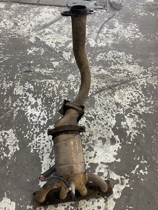 Выпускной колектор ваз 2110,21111,2112