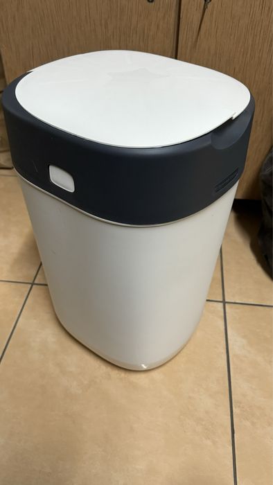 Kosz na pieluchy Tommee Tippee Twist biały