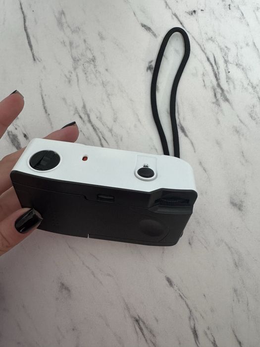 Плівковий фотоапарат kodak m38