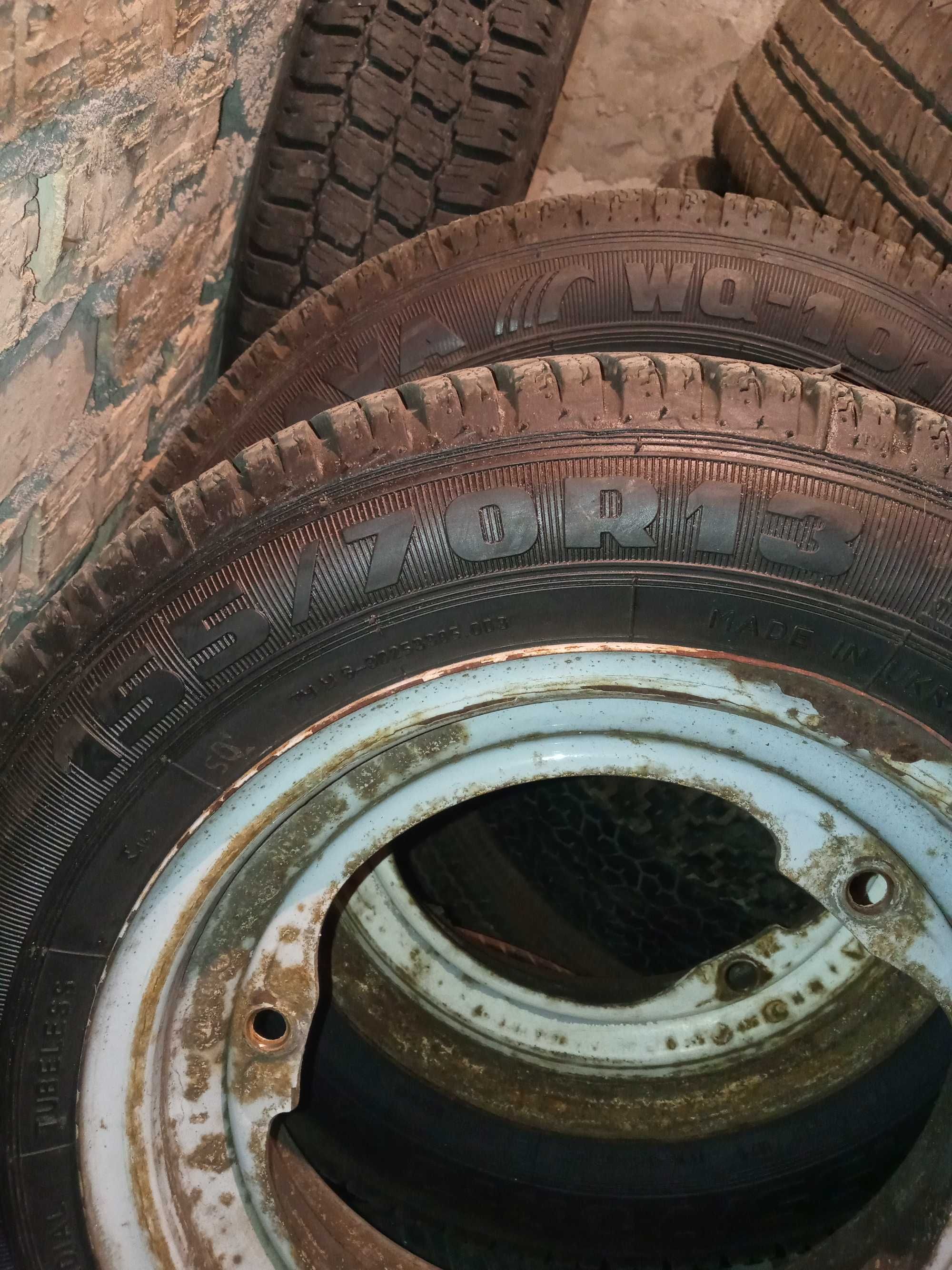 Шини 155/70 r13 росава WQ-101 практично нові пара