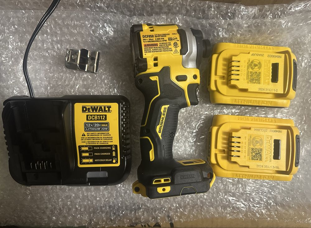 Dewalt dcf850 шуруповерт ( комплект )