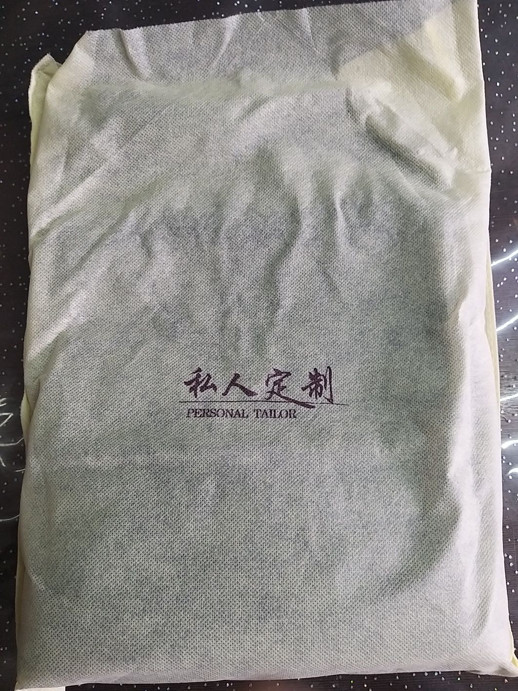 Продам мужскую сумку через плечо PRADA