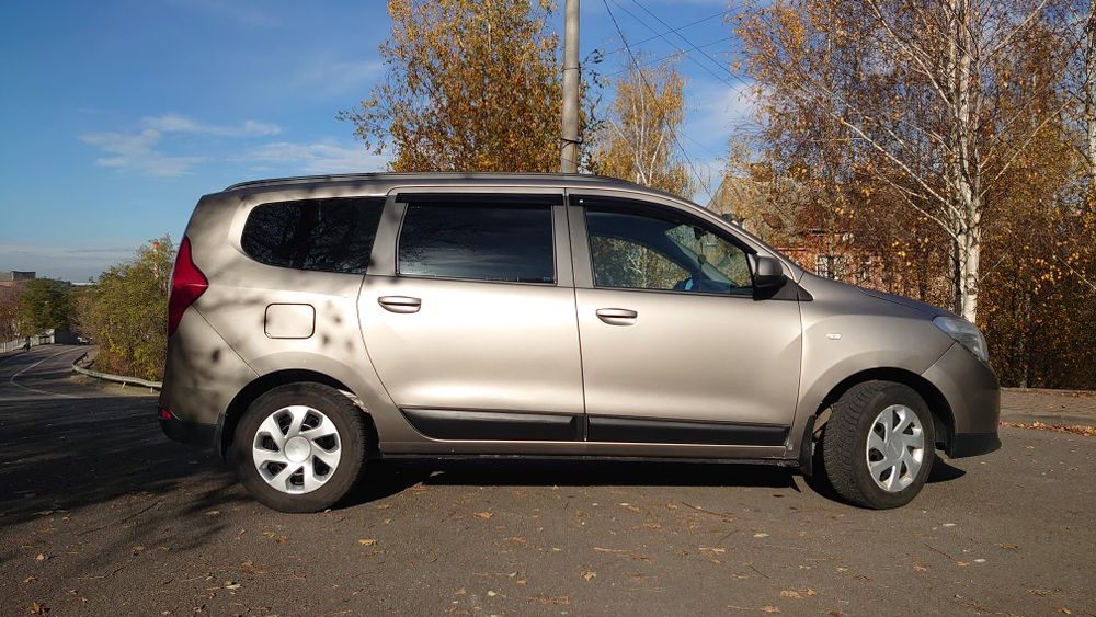 Dacia Lodgy 2012 • 7 місць • ГБО 4 покоління