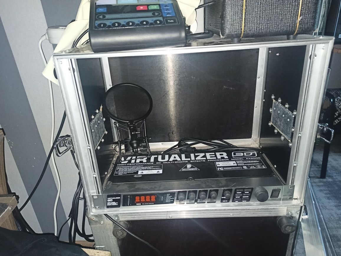 Behringer Virtualizer 3D FX 2000