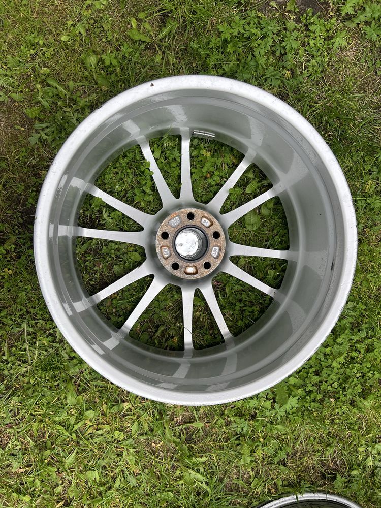 OZ Ultraleggera HLT 20 cali 8.5 szer ET 39 5x114 5x112