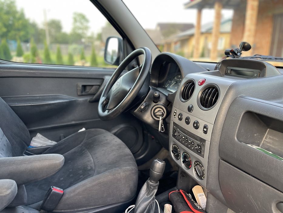 Сітроен Берлінго Citroen Berlingo 2004 2.0 Дизель