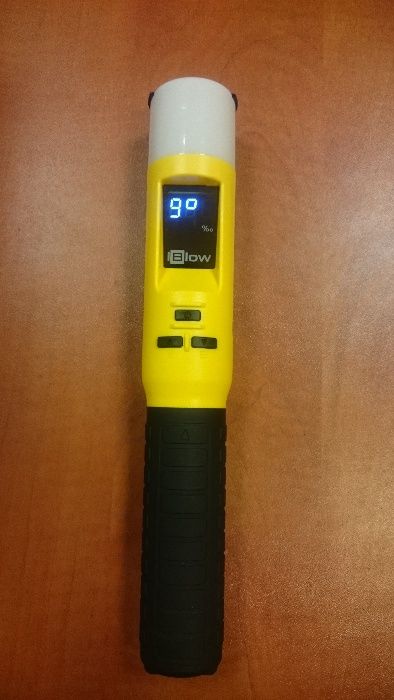 iBlow Policyjny alkomat elektrochemiczny do bezkontaktowych pomiarów