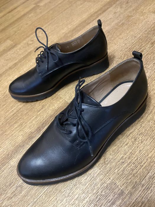 Продам туфлі , шкіра , 37 розміру