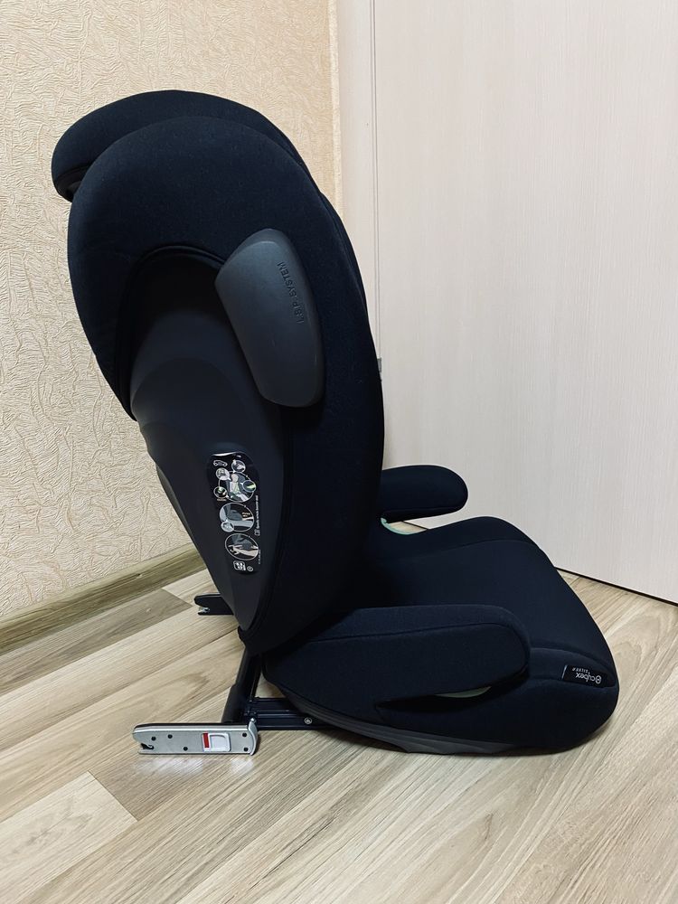 Автокрісло-Бустер Cybex Solution B 3 i-fix 15-36 кг з 3 до 12 років